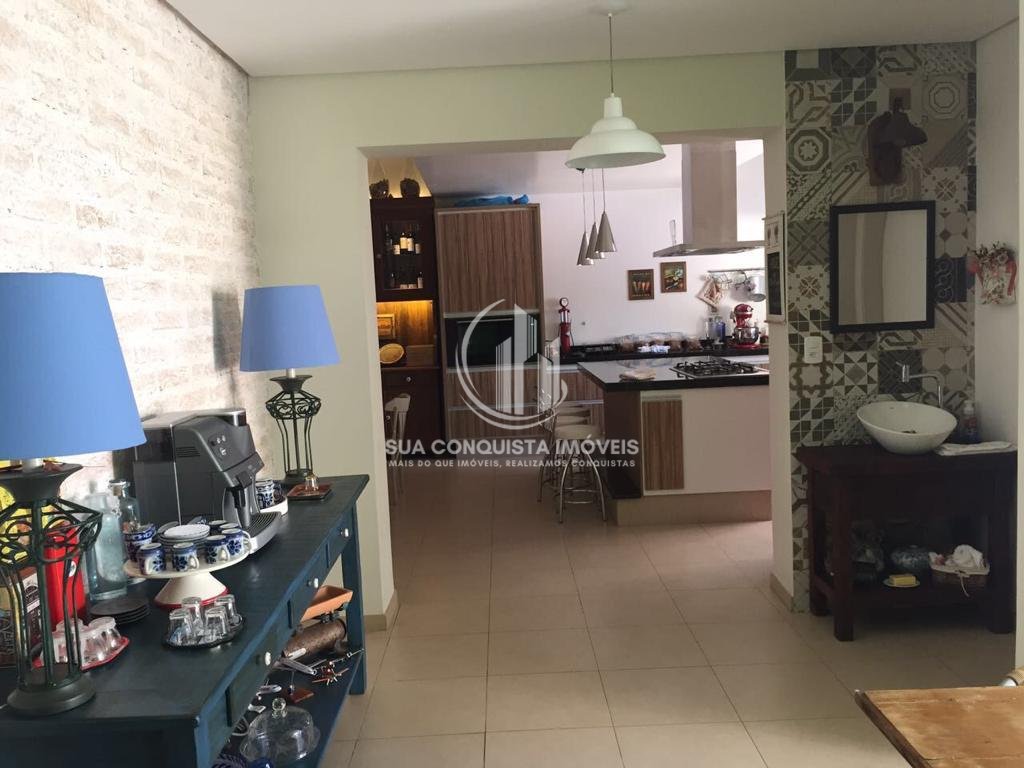 Casa à venda com 3 quartos, 358m² - Foto 22